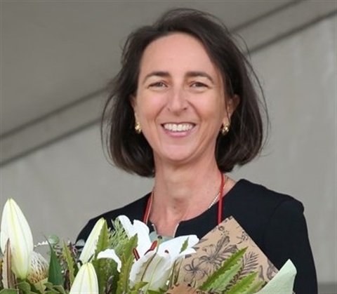 Mayor Kate Hanson with flowers web.jpg