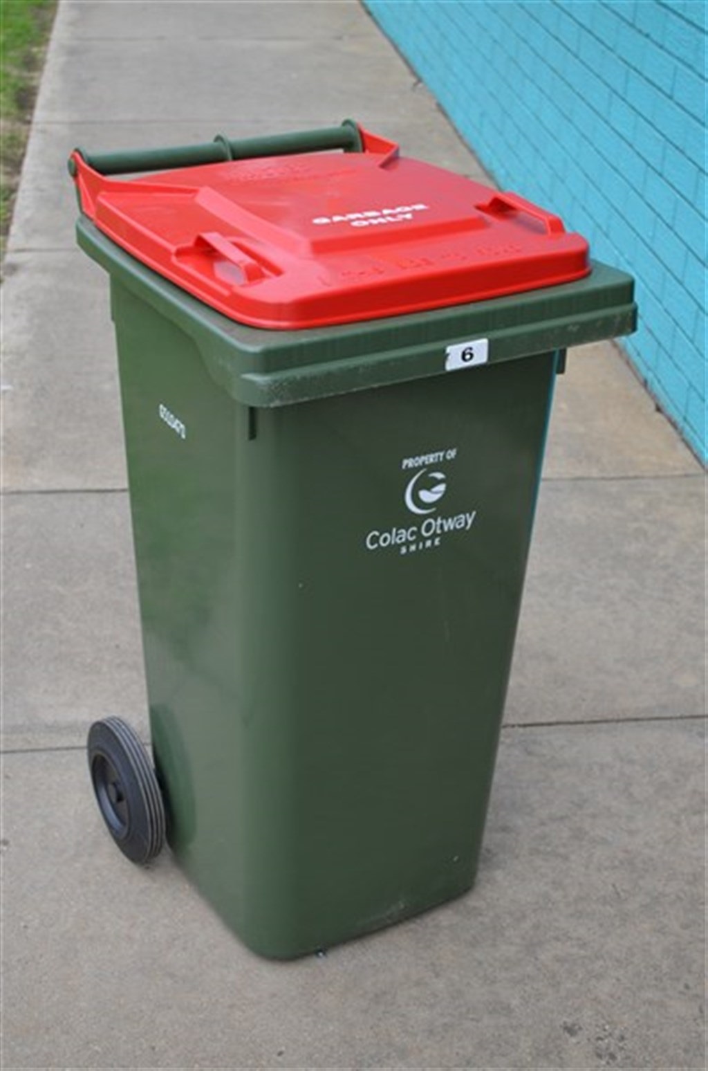 Garbage-Bin-1024-x-1548.jpg