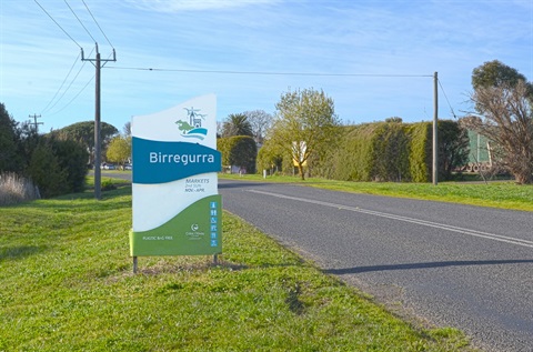 20200824 Birregurra entrance sign.jpg