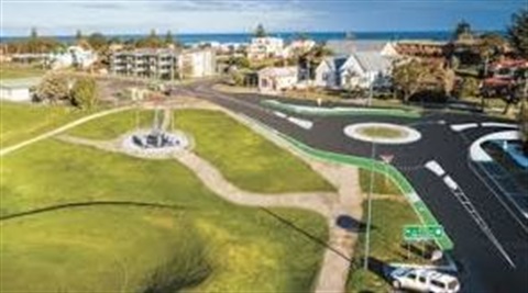 Apollo Bay proposed roundabout artist impression.JPG