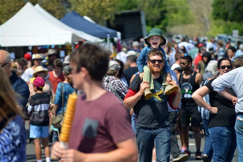 Birregurra-Festival-2014-Brad-Wilson-Father-and-Son