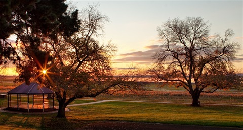 Lake-Colac-Rotunda