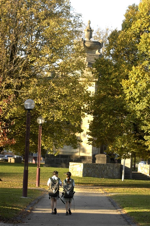 Memorial-Square-Colac
