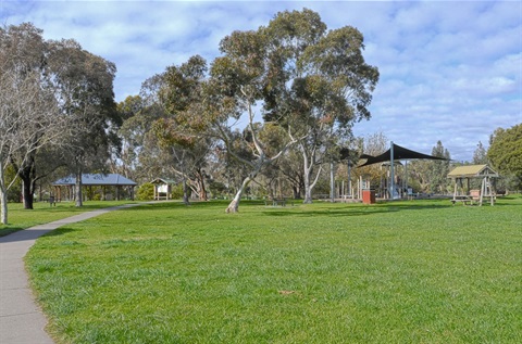 20200824-Birregurra-Park-2-COS-use-Low-Res.jpg