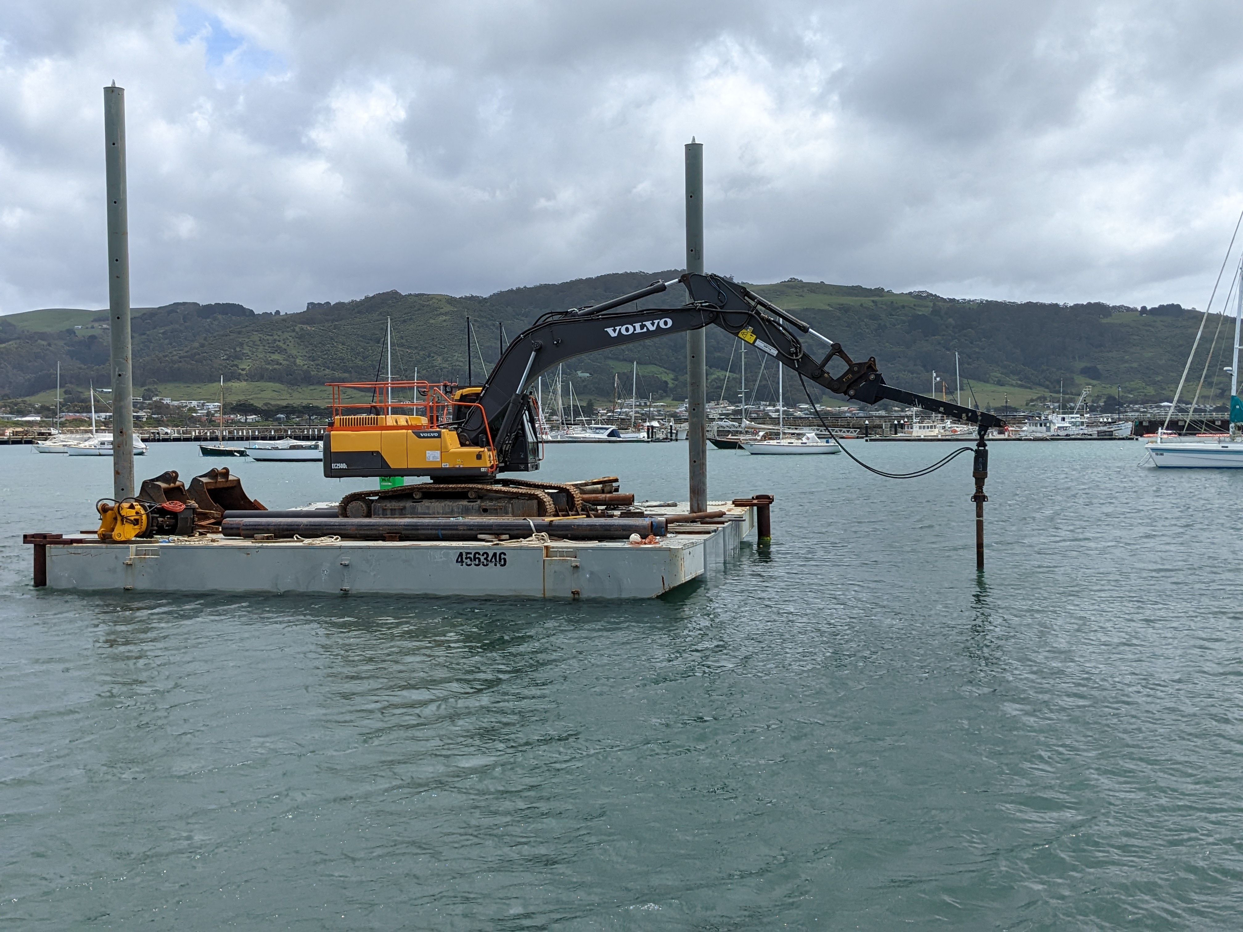 piling - picture 15 - 20221129.JPG
