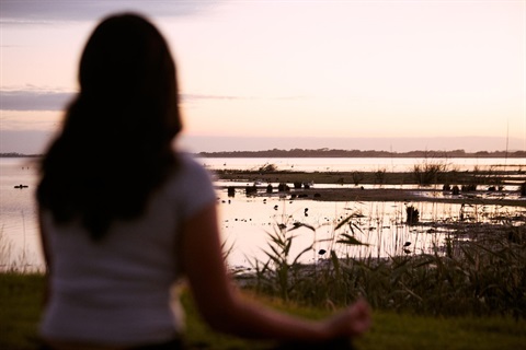 Yoga-Wellness-Sunrise-Lake-Colac-BIYE-Great-Ocean-Road035A9883.jpg